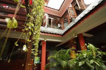 Bo Ai Inn- Lijiang Ліцзян Екстер'єр фото